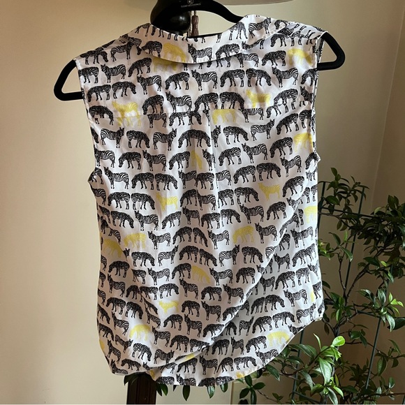 Talbots Zebra Tank Top 💕 🦓 - Picture 3 of 10
